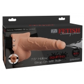 Телесный полый страпон с имитацией эякуляции 7.5  Hollow Squirting Strap-On with Balls Flesh - 21,6 см. - Pipedream - купить с доставкой в Камышине