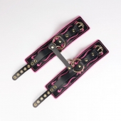 Черные кожаные оковы с розовой строчкой - Crazy Handmade - купить с доставкой в Камышине