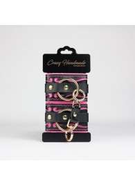Черные кожаные наручники с розовой строчкой - Crazy Handmade - купить с доставкой в Камышине