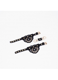 Черные кожаные наручники с клепками, кольцами и золотистой фурнитурой - Crazy Handmade - купить с доставкой в Камышине