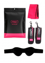 Черно-розовый эротический набор: маска, наручники и повязка - Erokay - купить с доставкой в Камышине