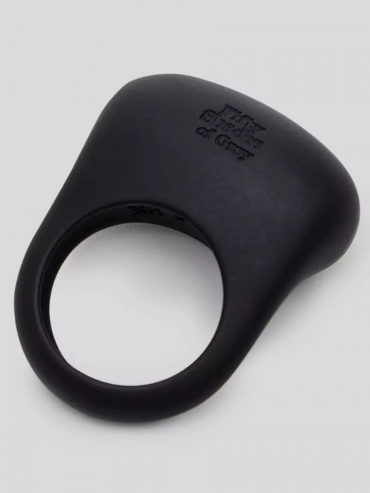 Черное эрекционное виброкольцо Sensation Rechargeable Vibrating Love Ring - Fifty Shades of Grey - в Камышине купить с доставкой