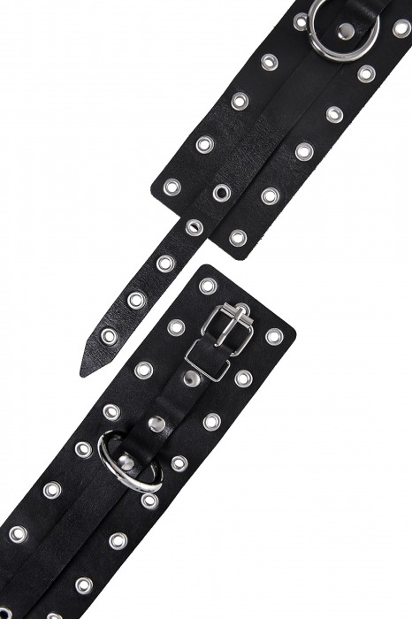 Черные кожаные однослойные оковы с люверсами - Pecado - купить с доставкой в Камышине
